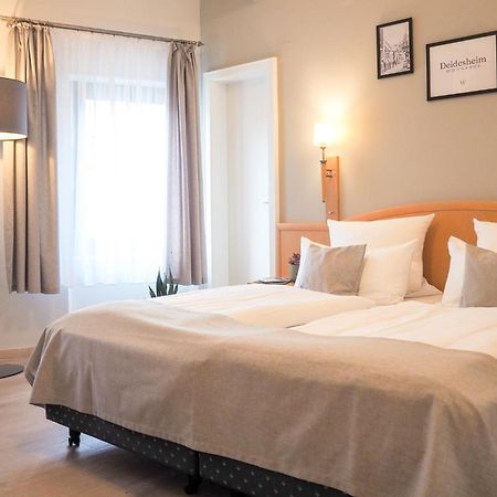 Weinstrasse No 8 "Einfach-Gut-Uebernachten" แลนสไวเลอร์ ภายนอก รูปภาพ