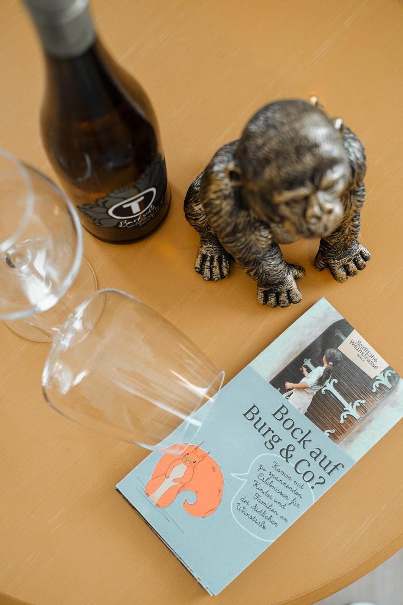 Weinstrasse No 8 "Einfach-Gut-Uebernachten" แลนสไวเลอร์ ภายนอก รูปภาพ