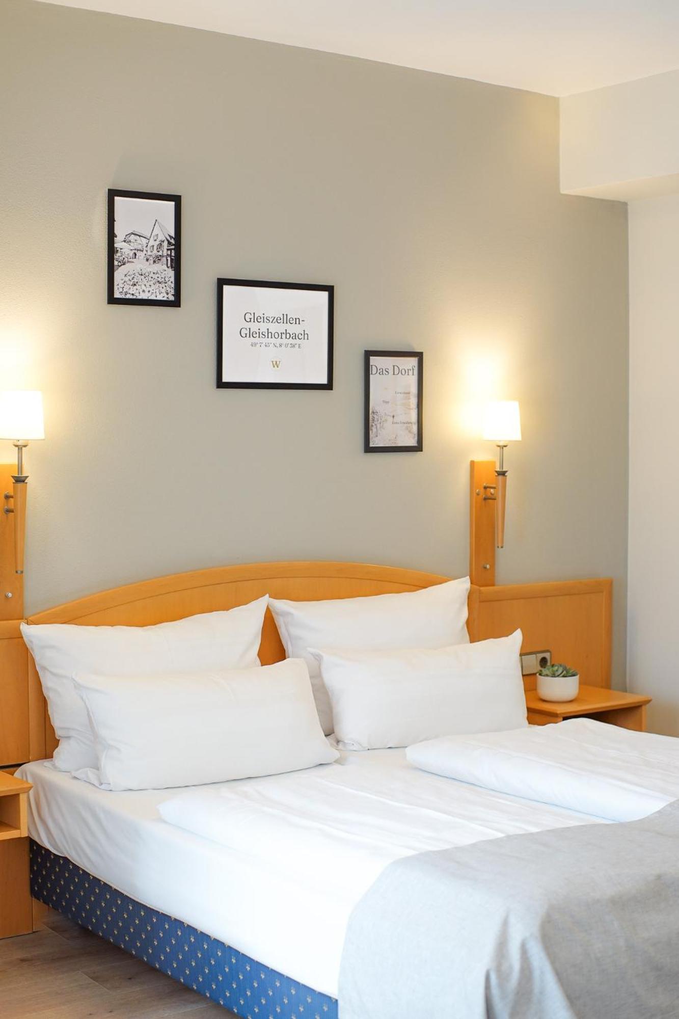 Weinstrasse No 8 "Einfach-Gut-Uebernachten" แลนสไวเลอร์ ภายนอก รูปภาพ