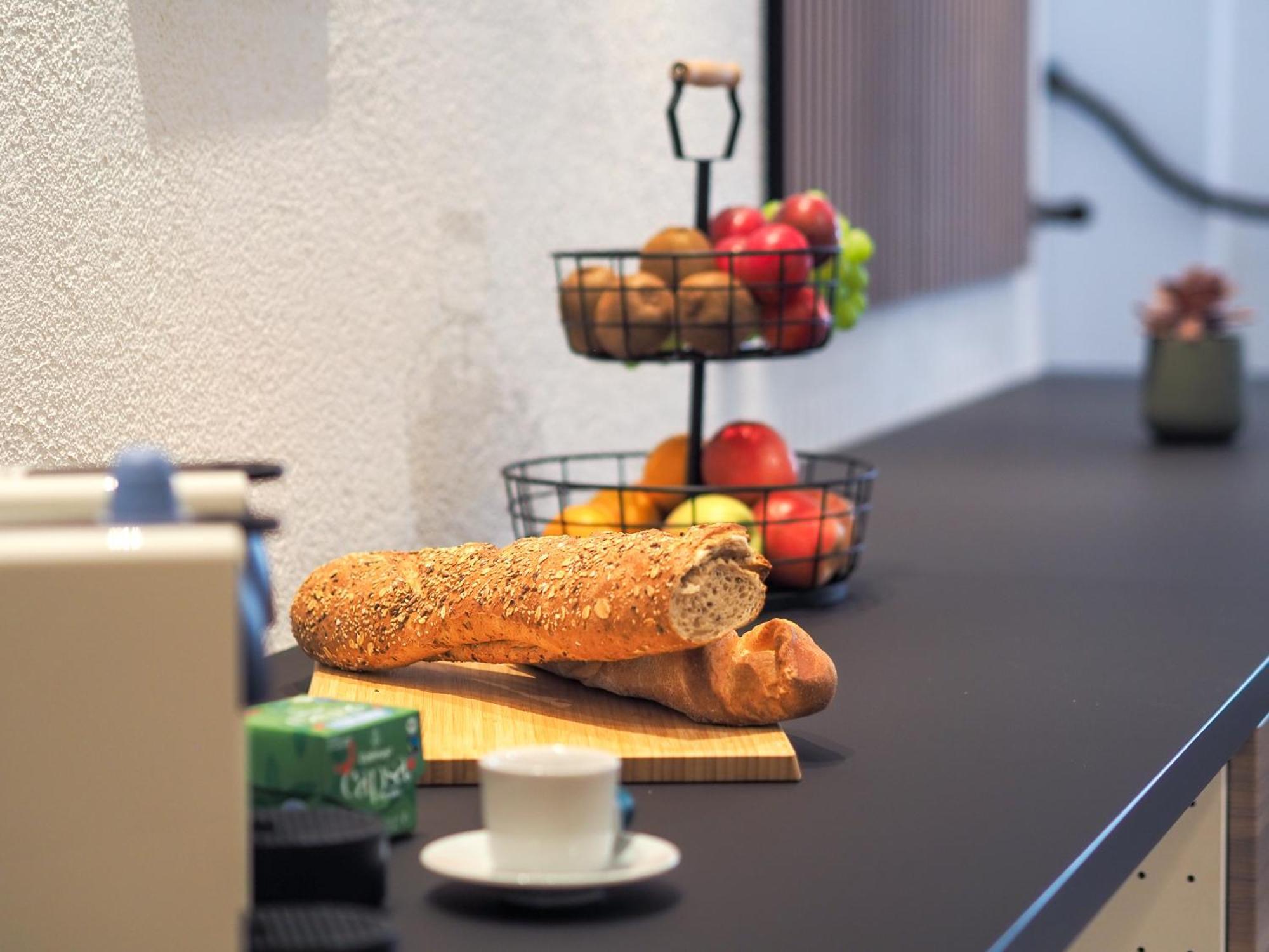 Weinstrasse No 8 "Einfach-Gut-Uebernachten" แลนสไวเลอร์ ภายนอก รูปภาพ