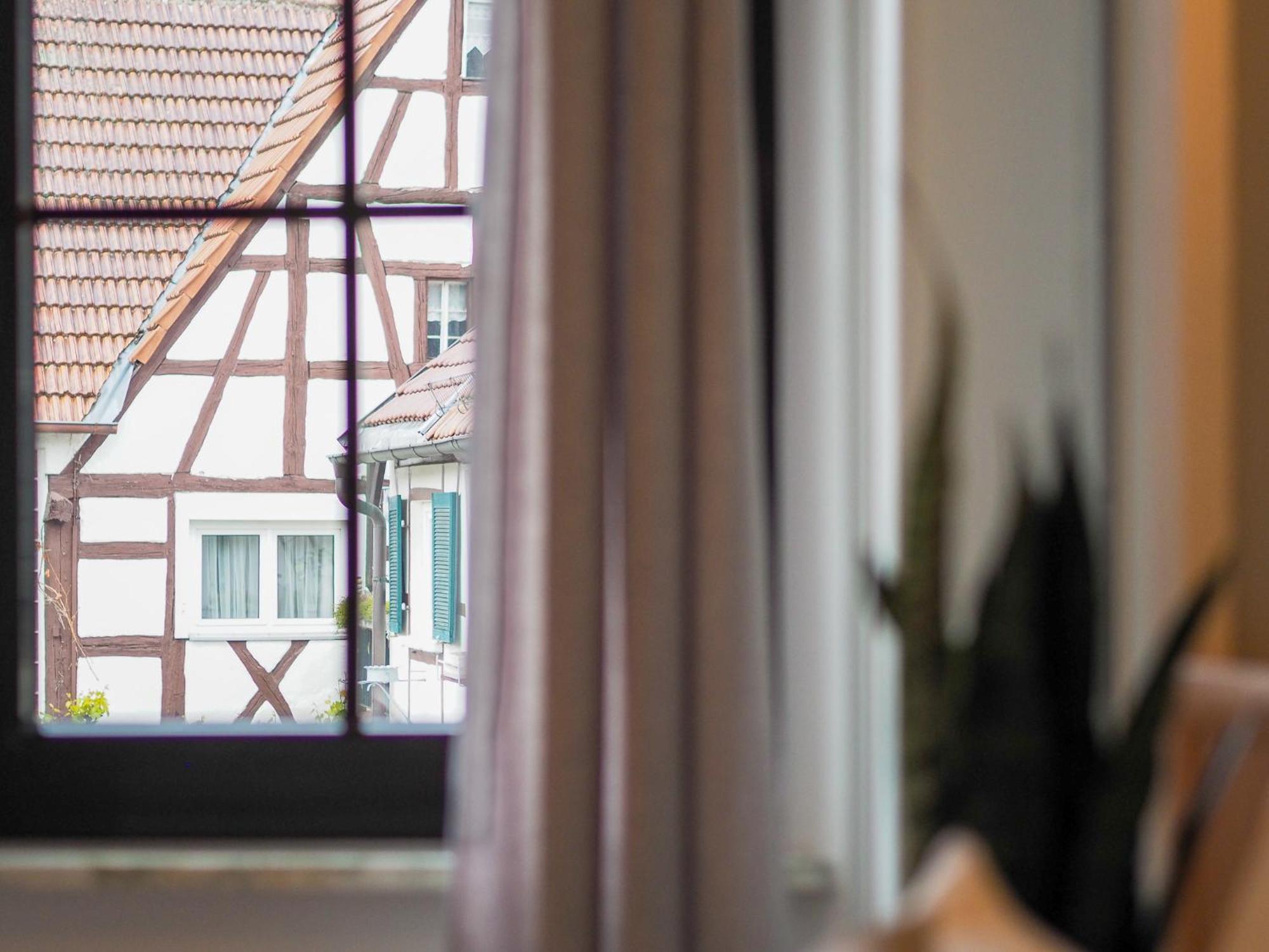 Weinstrasse No 8 "Einfach-Gut-Uebernachten" แลนสไวเลอร์ ภายนอก รูปภาพ
