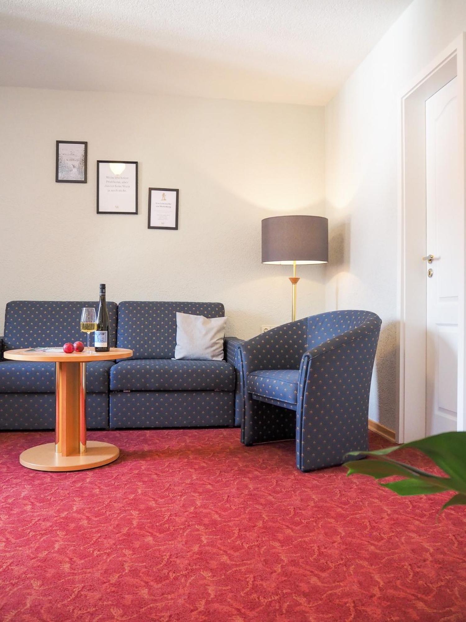 Weinstrasse No 8 "Einfach-Gut-Uebernachten" แลนสไวเลอร์ ภายนอก รูปภาพ