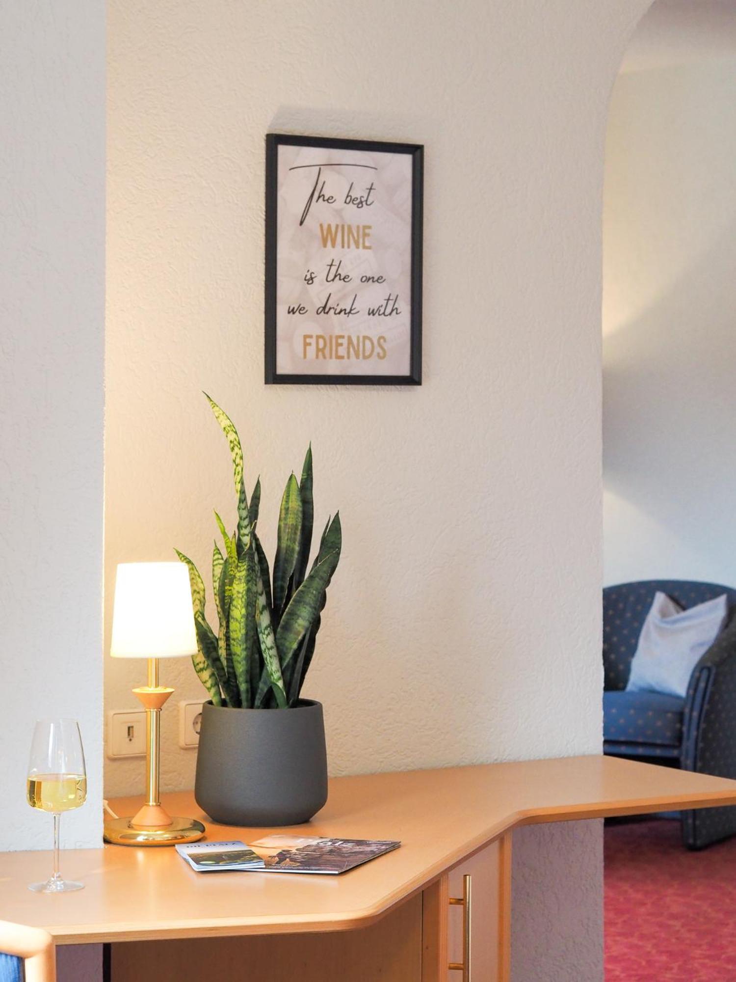 Weinstrasse No 8 "Einfach-Gut-Uebernachten" แลนสไวเลอร์ ภายนอก รูปภาพ