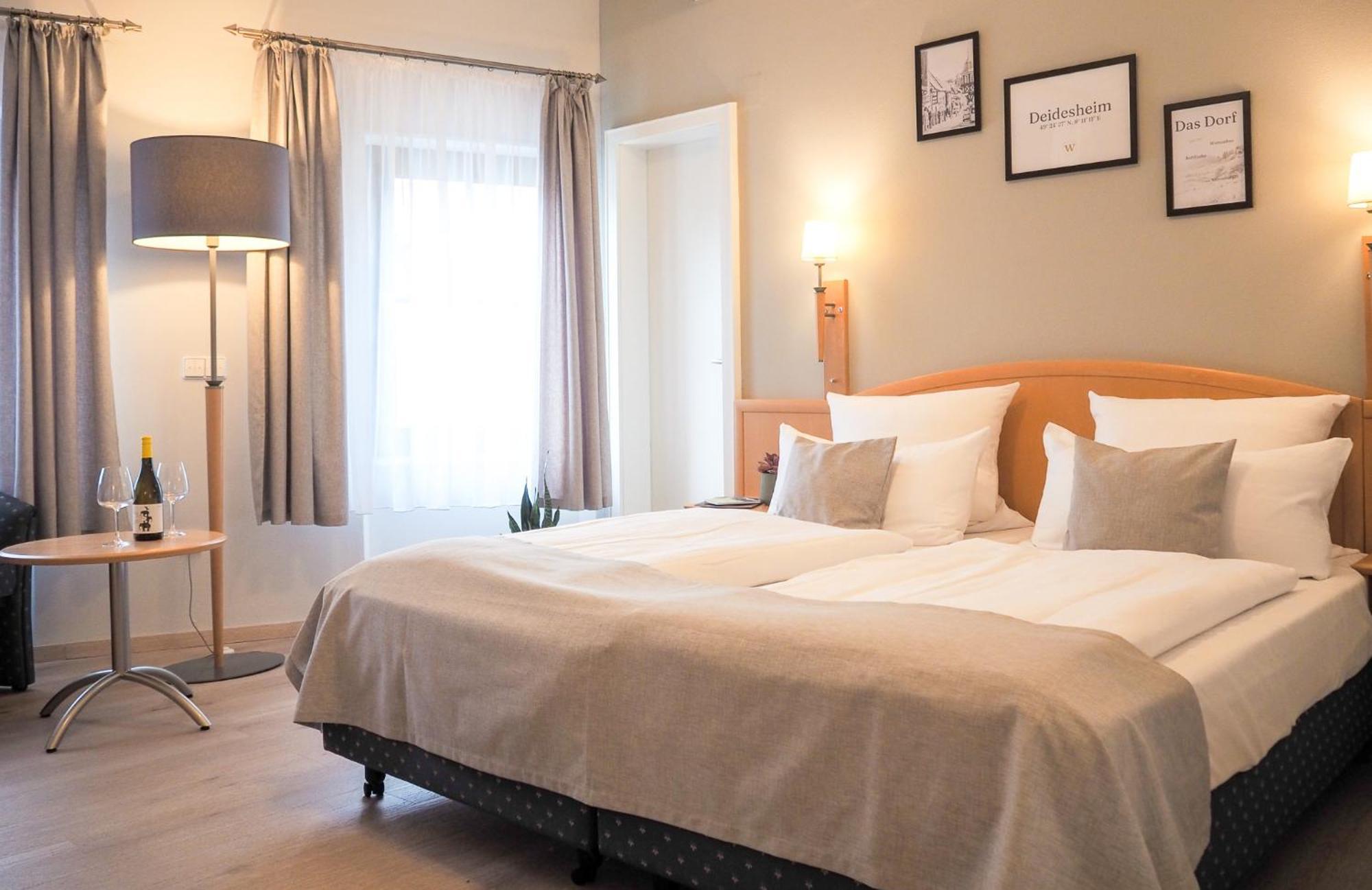 Weinstrasse No 8 "Einfach-Gut-Uebernachten" แลนสไวเลอร์ ภายนอก รูปภาพ