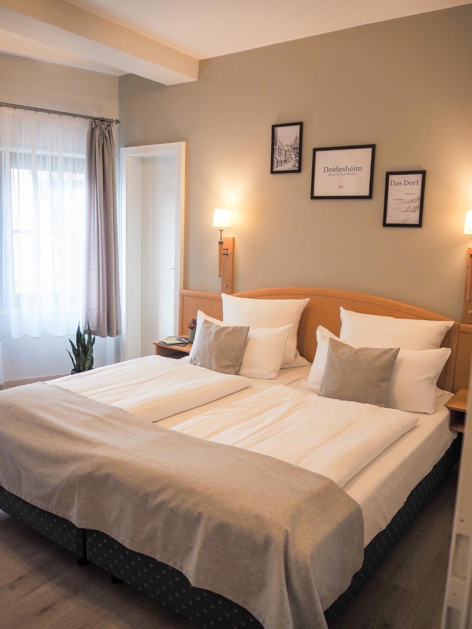 Weinstrasse No 8 "Einfach-Gut-Uebernachten" แลนสไวเลอร์ ภายนอก รูปภาพ